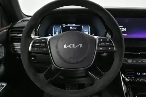 Kia  13