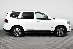 Kia  3