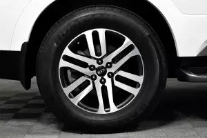 Kia  7