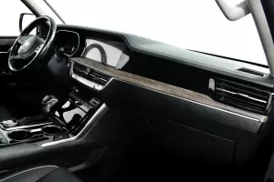 Kia  9
