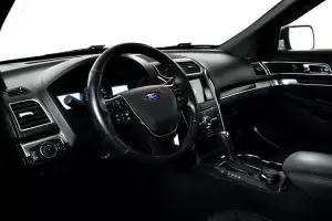Ford  10