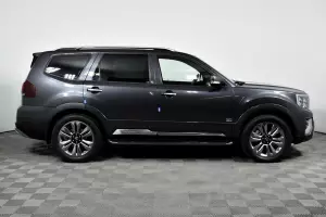 Kia  3