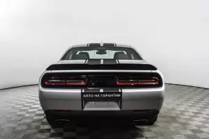 Dodge  4