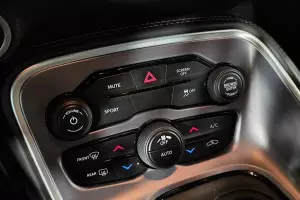 Dodge  9