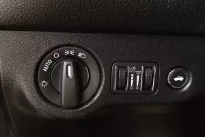 Dodge  6