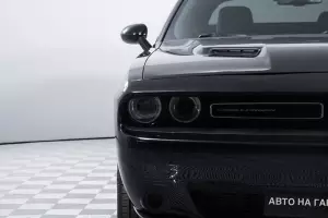 Dodge  6