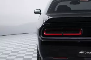 Dodge  7