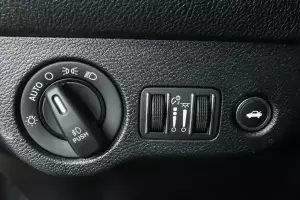 Dodge  8