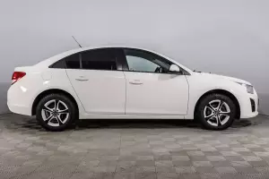 Chevrolet  3