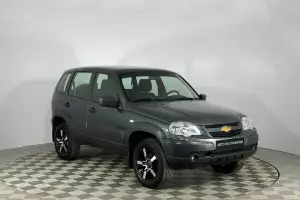 Chevrolet  1