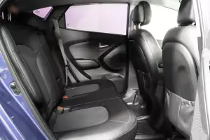 Hyundai  11