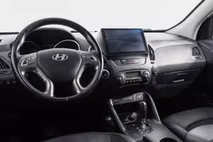 Hyundai  8