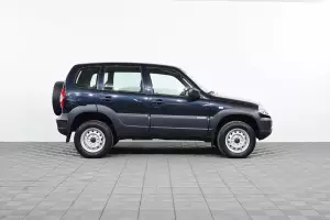 Chevrolet  3