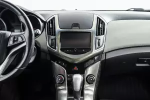 Chevrolet  10