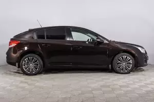 Chevrolet  3