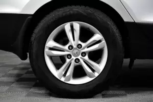 Hyundai  6