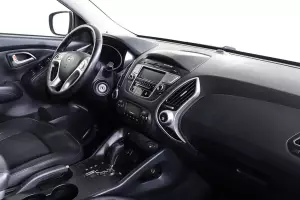 Hyundai  10
