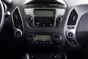 Hyundai  11