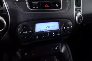 Hyundai  15