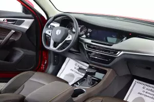 Changan  8