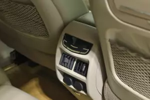 Cadillac  6