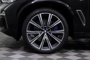 BMW  9