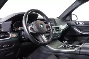 BMW  5