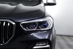 BMW  11