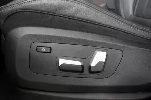 BMW  4