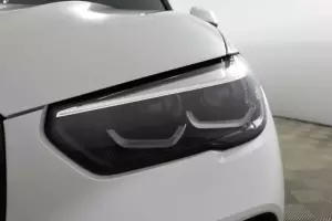BMW  12