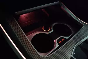BMW  8