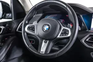 BMW  11