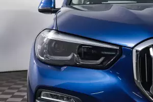 BMW  6