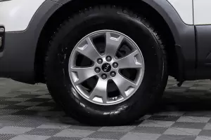 Kia  8