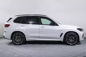 BMW  3