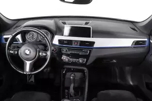 BMW  10