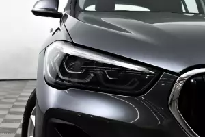 BMW  6
