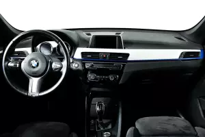 BMW  8