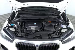BMW  9