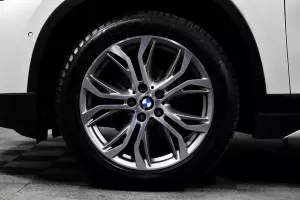 BMW  7