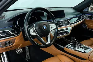 BMW  15