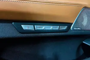 BMW  9