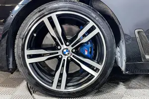 BMW  17