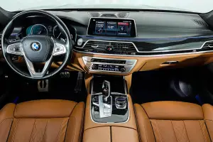BMW  16