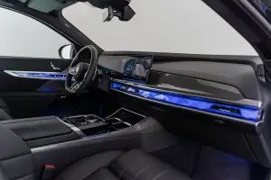 BMW  1