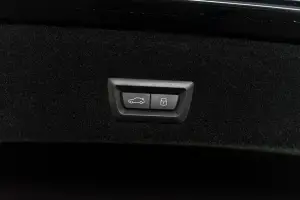 BMW  11