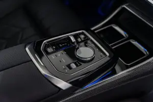 BMW  7