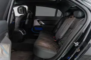 BMW  2