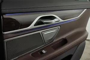 BMW  13