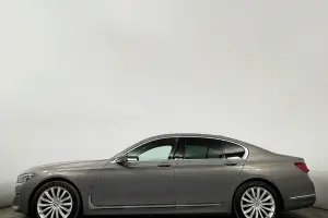 BMW  4